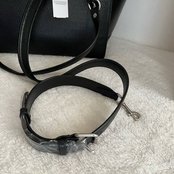 Brand new leather Coach tote bag with crossbody long handle - Picture 8 of 17